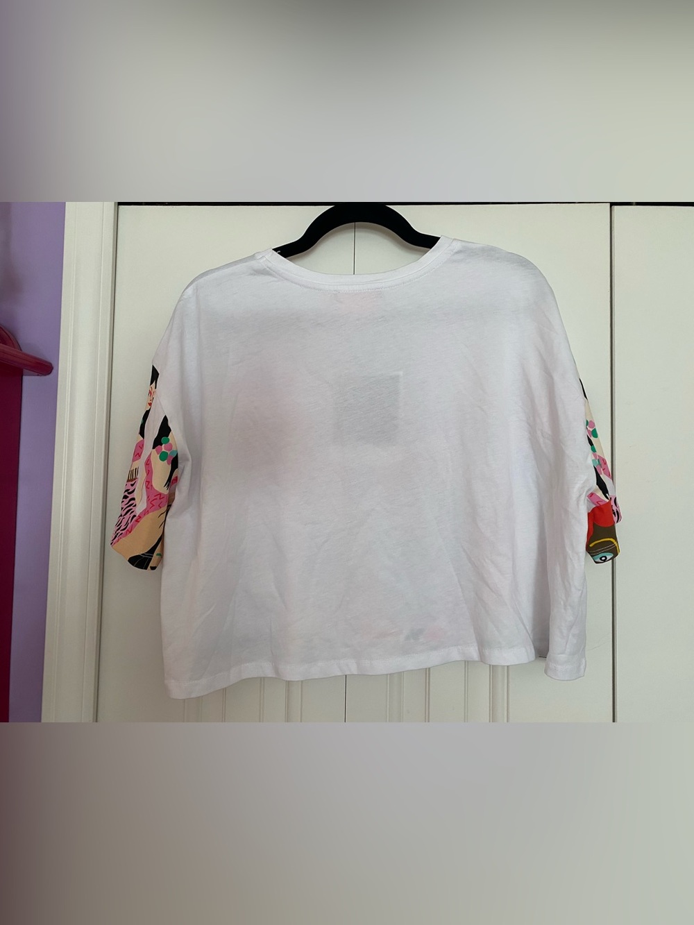 Zara White Graphic Crop Top with Multicolor Illustration - Picture 5 of 10